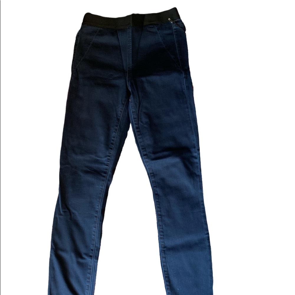 Leggings that look like jeans